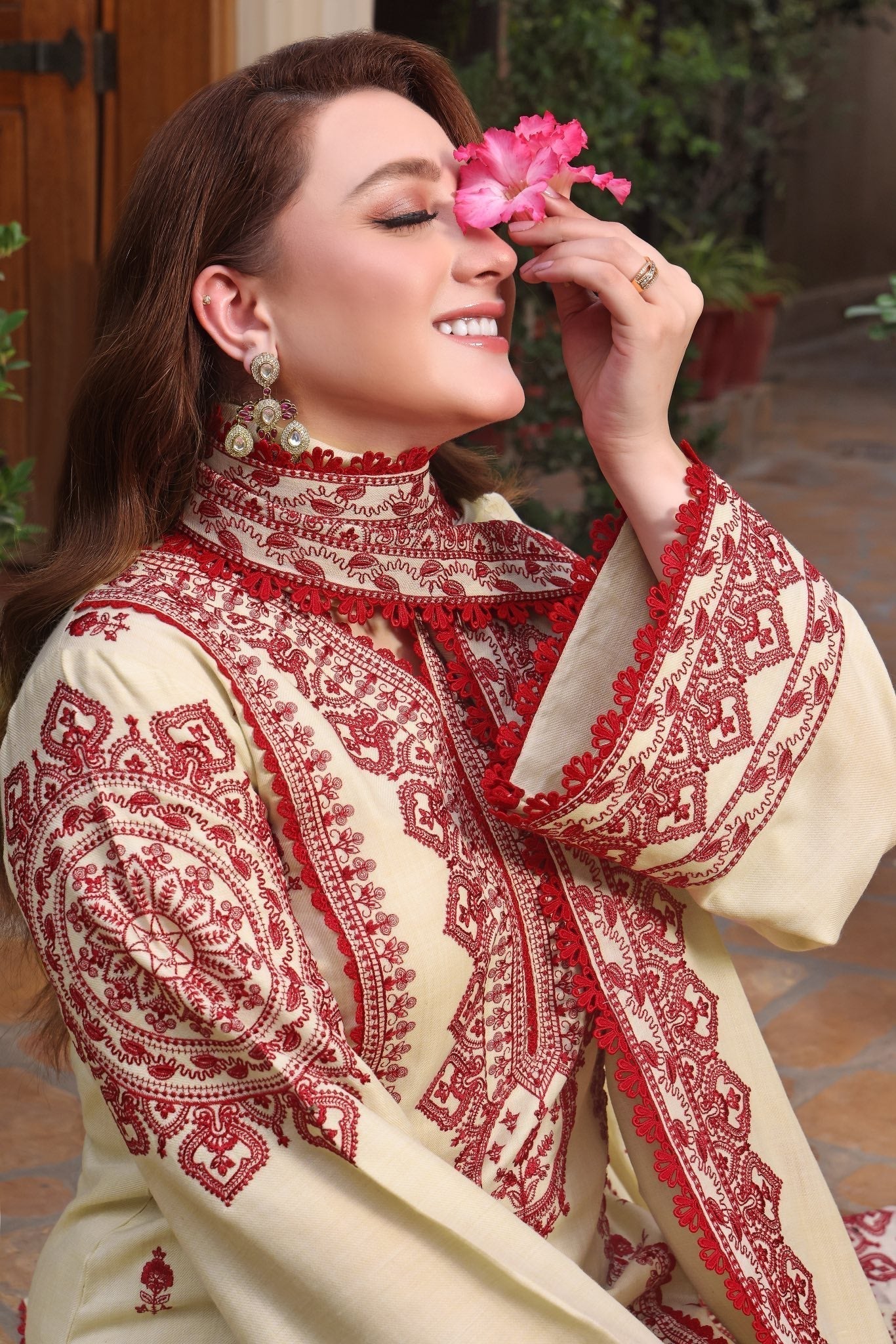 3PC DHANAK EMBROIDERED SHIRT WITH DHANAK EMBROIDERED SHAWL & TROUSER 672